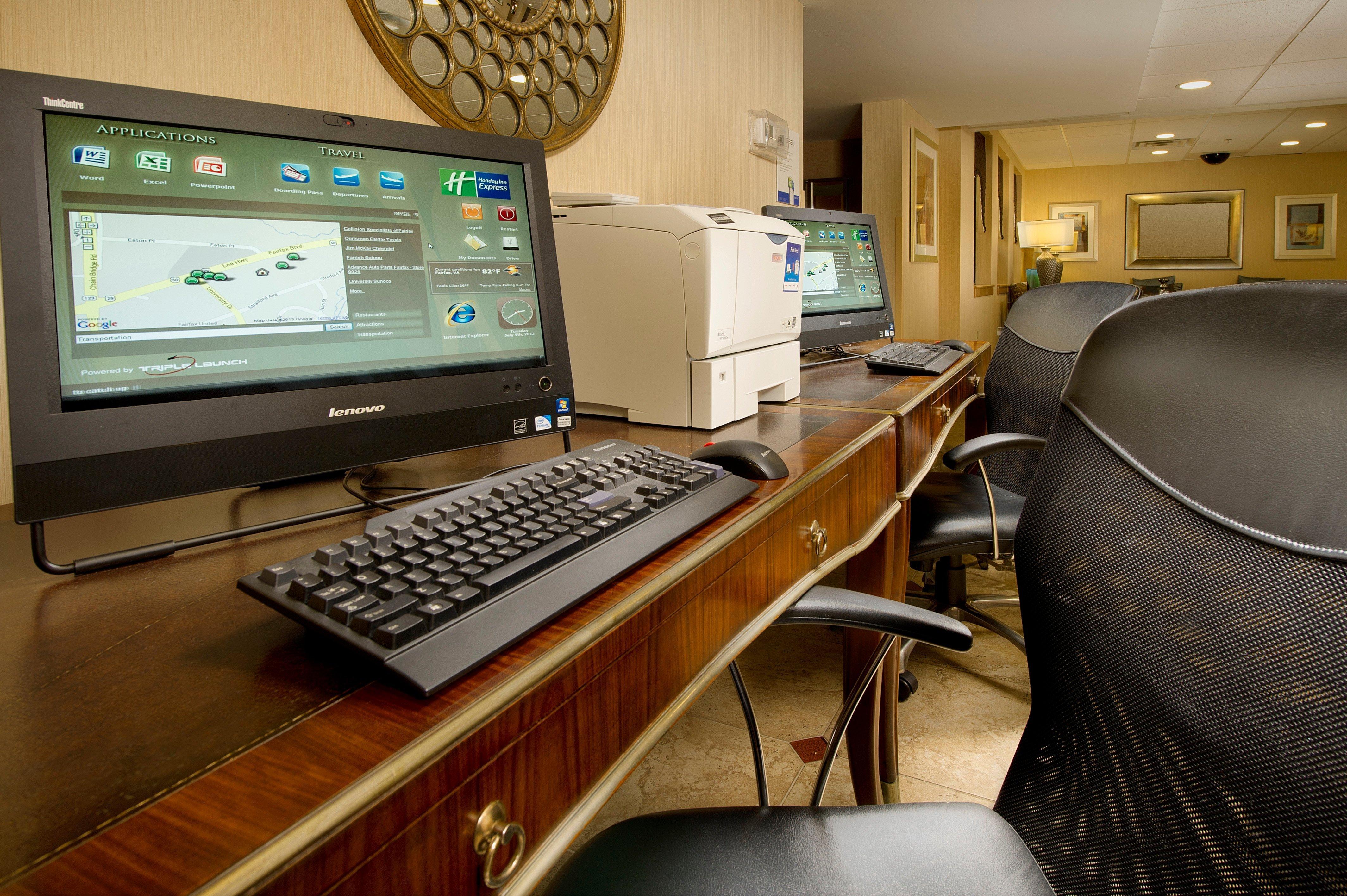Holiday Inn Express Fairfax-Arlington Boulevard By Ihg Exteriör bild